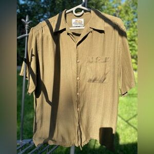 PARADISE COVES Men's Olive Green Short Sleeve Button-down Shirt